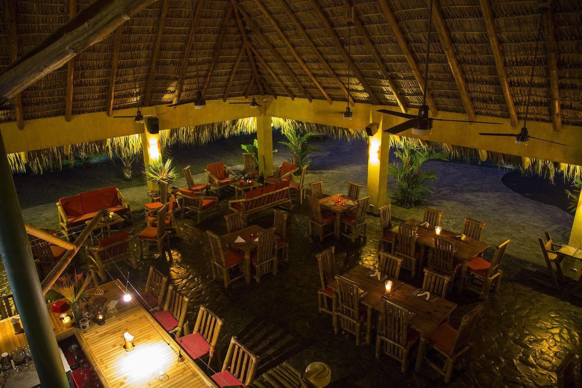 Clandestino Beach Resort باريتا المظهر الخارجي الصورة